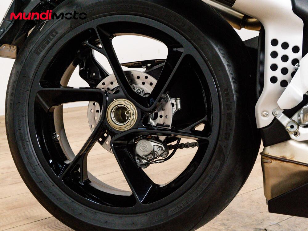 MV Agusta Brutale 1000 RS (2022 - 26) (11)