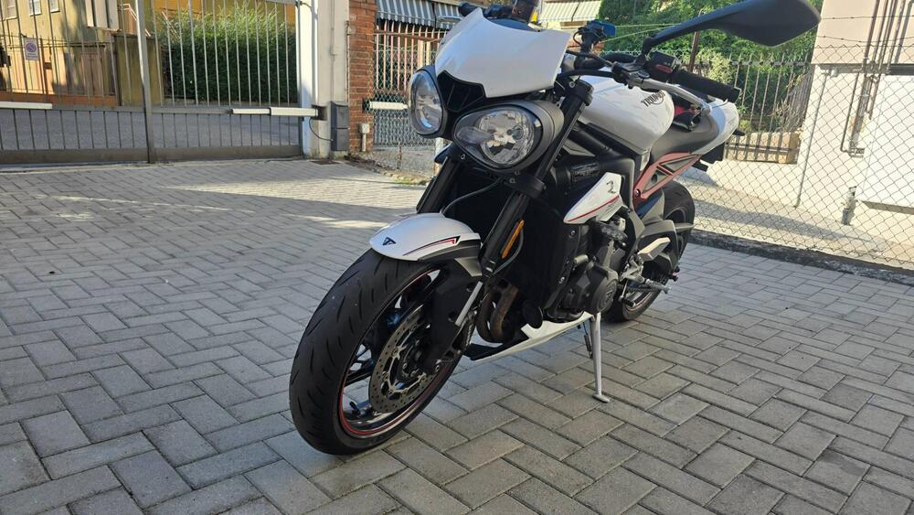 Triumph Street Triple R (2017 - 20) (4)