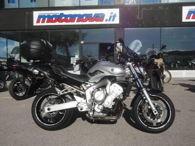 Yamaha FZ6 (2004 - 07) usata