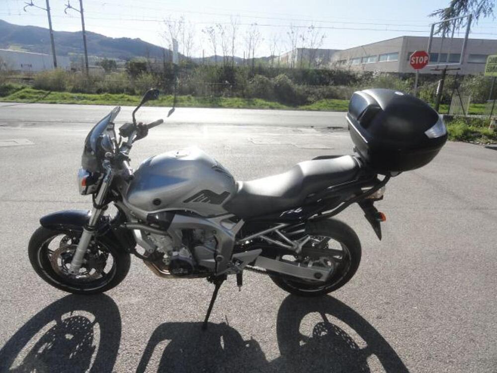 Yamaha FZ6 (2004 - 07) (5)