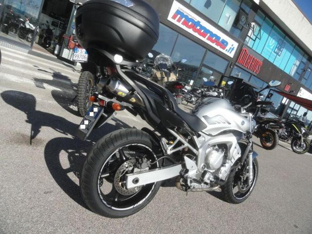Yamaha FZ6 (2004 - 07) (8)