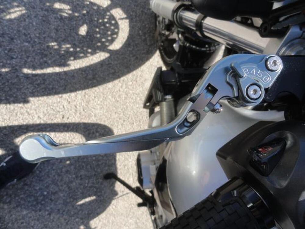 Yamaha FZ6 (2004 - 07) (15)