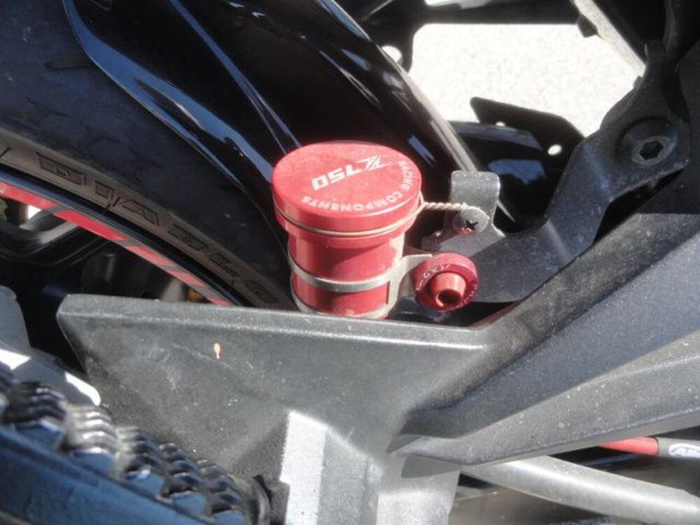 Kawasaki Z 750 (2007 - 14) (11)