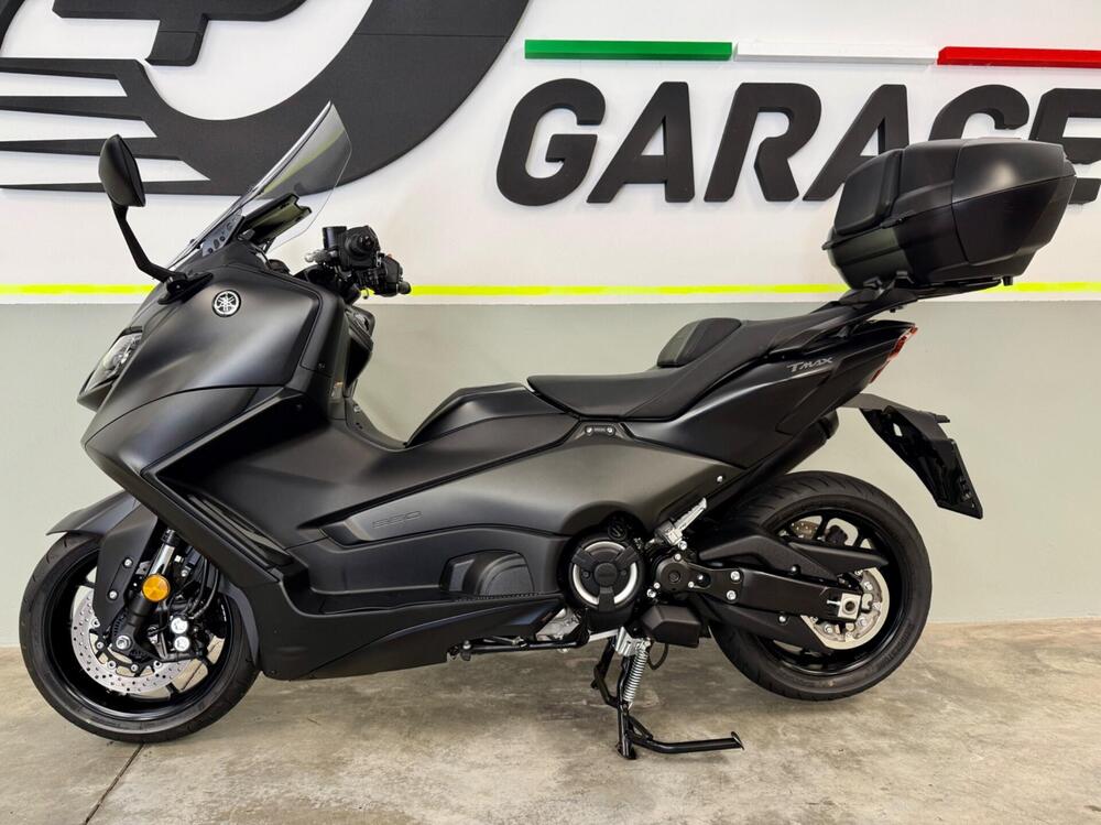 Yamaha T-Max 560 (2022 - 24) (7)