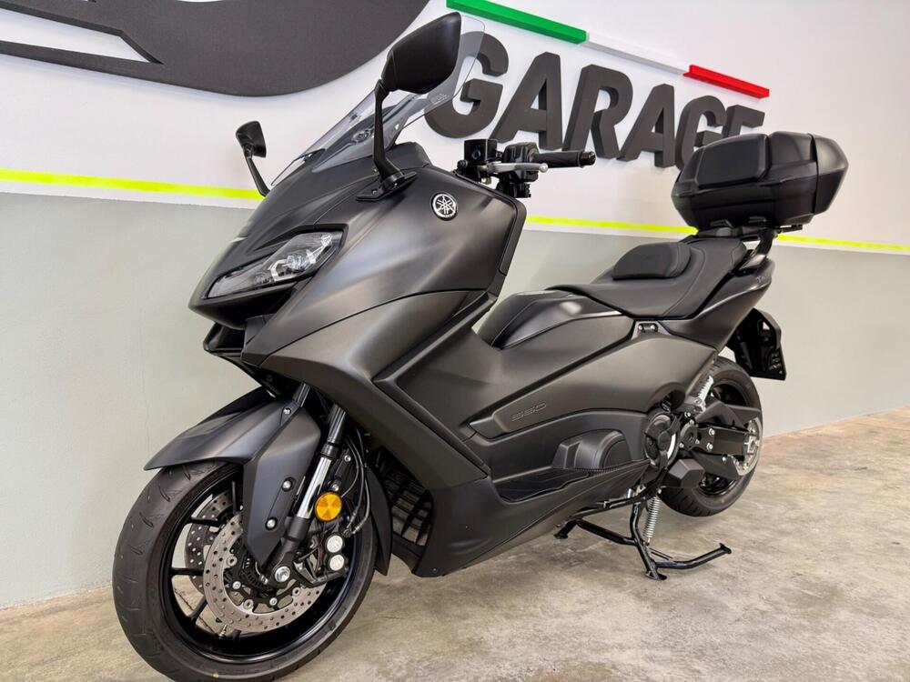 Yamaha T-Max 560 (2022 - 24) (9)