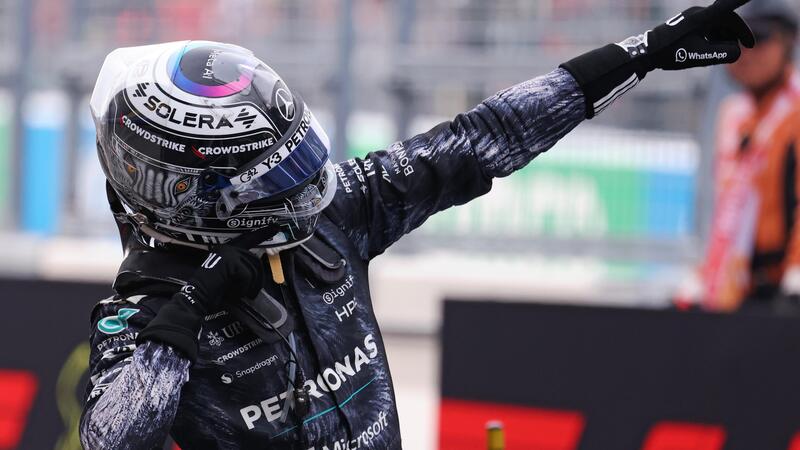 F1. Kimi Antonelli, la vittoria a Suzuka non &egrave; stata solo fortuna. Lo dimostra Russell, piegato da un Leclerc d&rsquo;acciaio