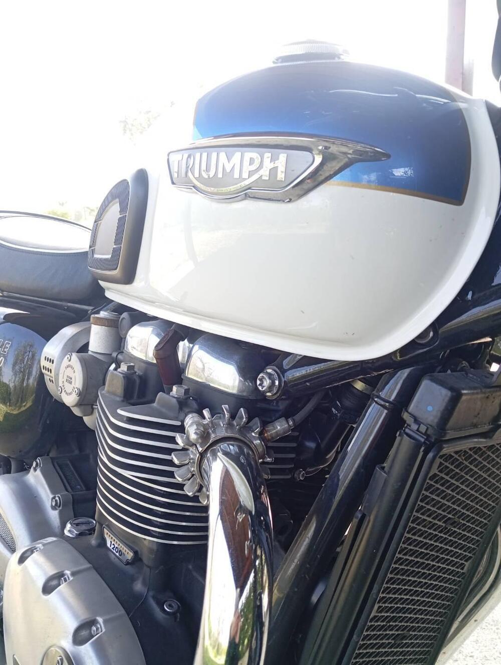 Triumph Bonneville T120 (2021 - 25) (10)