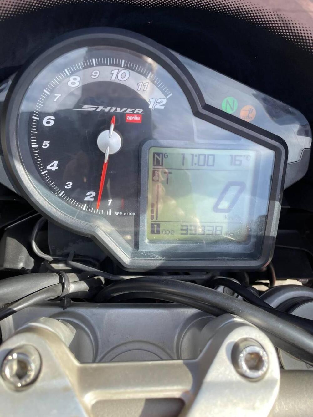 Aprilia Shiver 750 (2010 - 16) (3)
