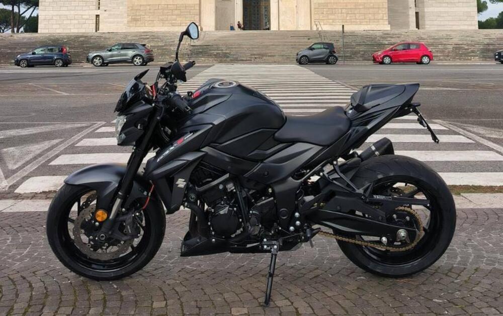 Suzuki GSX S 750 Yugen (2018 - 20) (2)