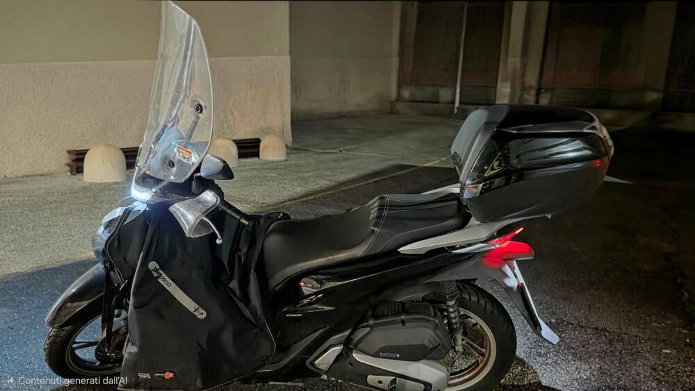 Honda SH 150i (2020 - 23) (2)