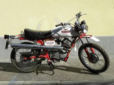 Moto Guzzi Stornello Scrambler 125 d'epoca