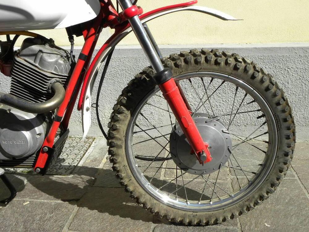 Moto Guzzi Stornello Scrambler 125 (17)