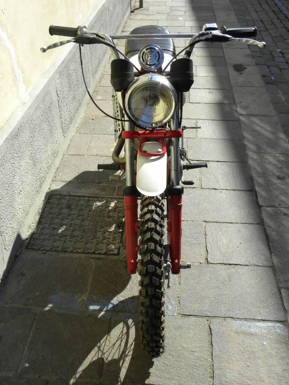 Moto Guzzi Stornello Scrambler 125 (18)