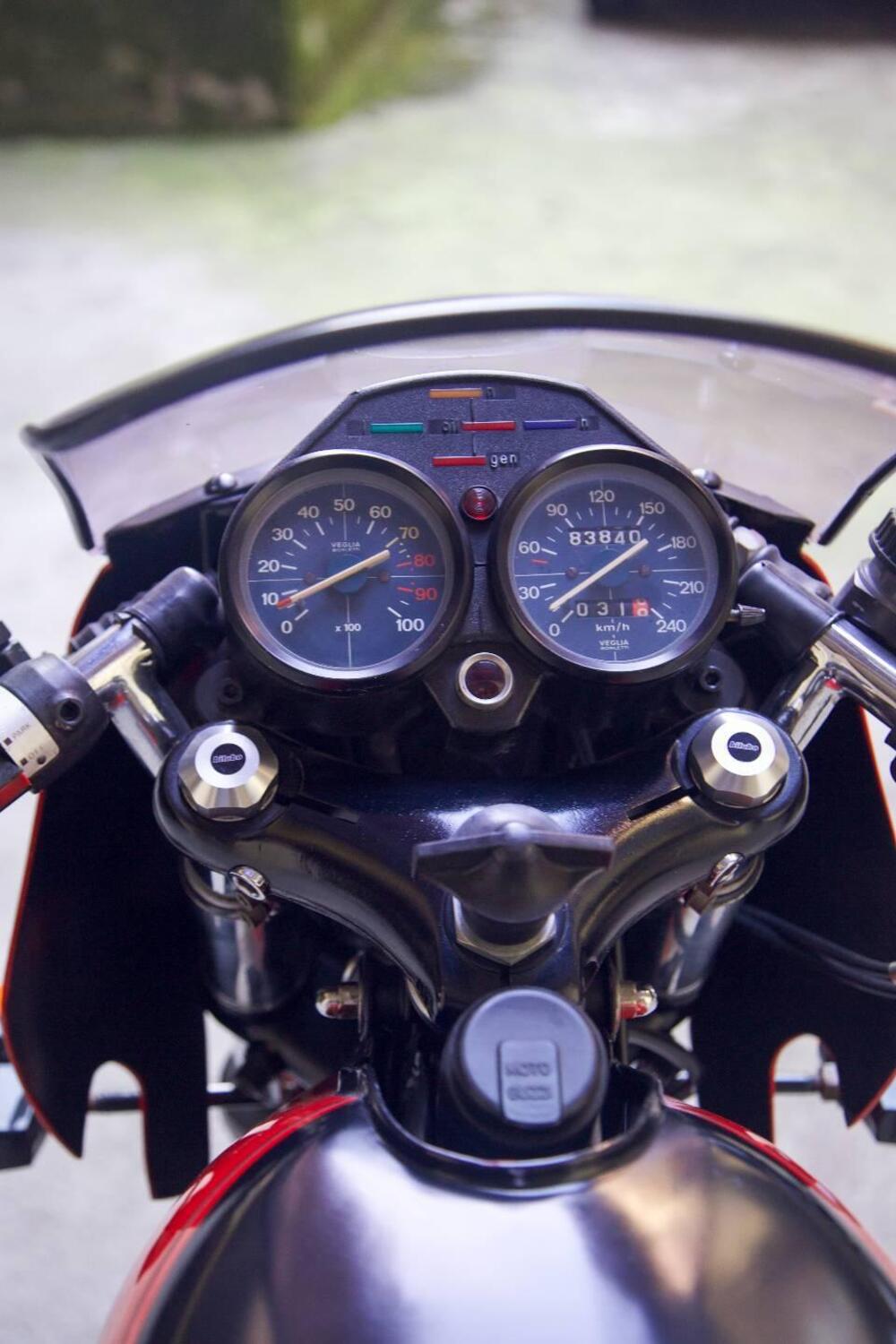 Moto Guzzi 850 Le Mans I (5)