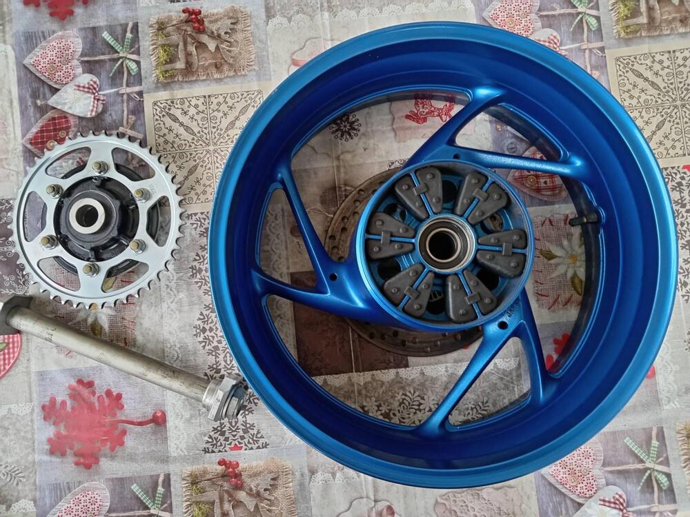 Cerchio suzuki gsx s 1000 (2)