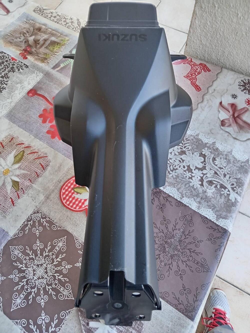 Codone suzuki gsx s 1000 (2)