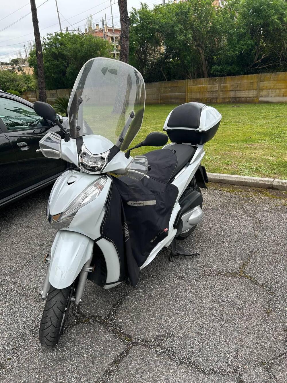 Honda SH 300 i ABS (2016 - 20) (3)