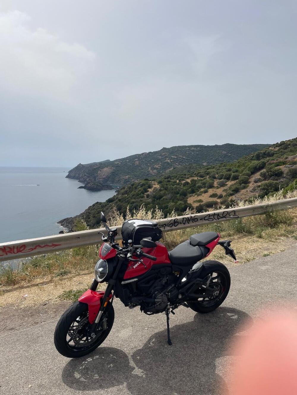 Ducati Monster 937 + (2021 - 25) (4)