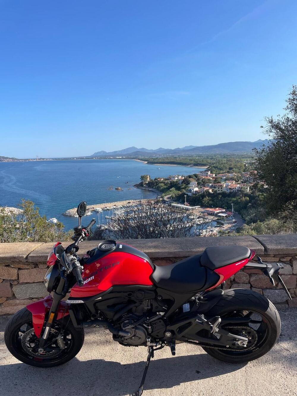 Ducati Monster 937 + (2021 - 25) (5)