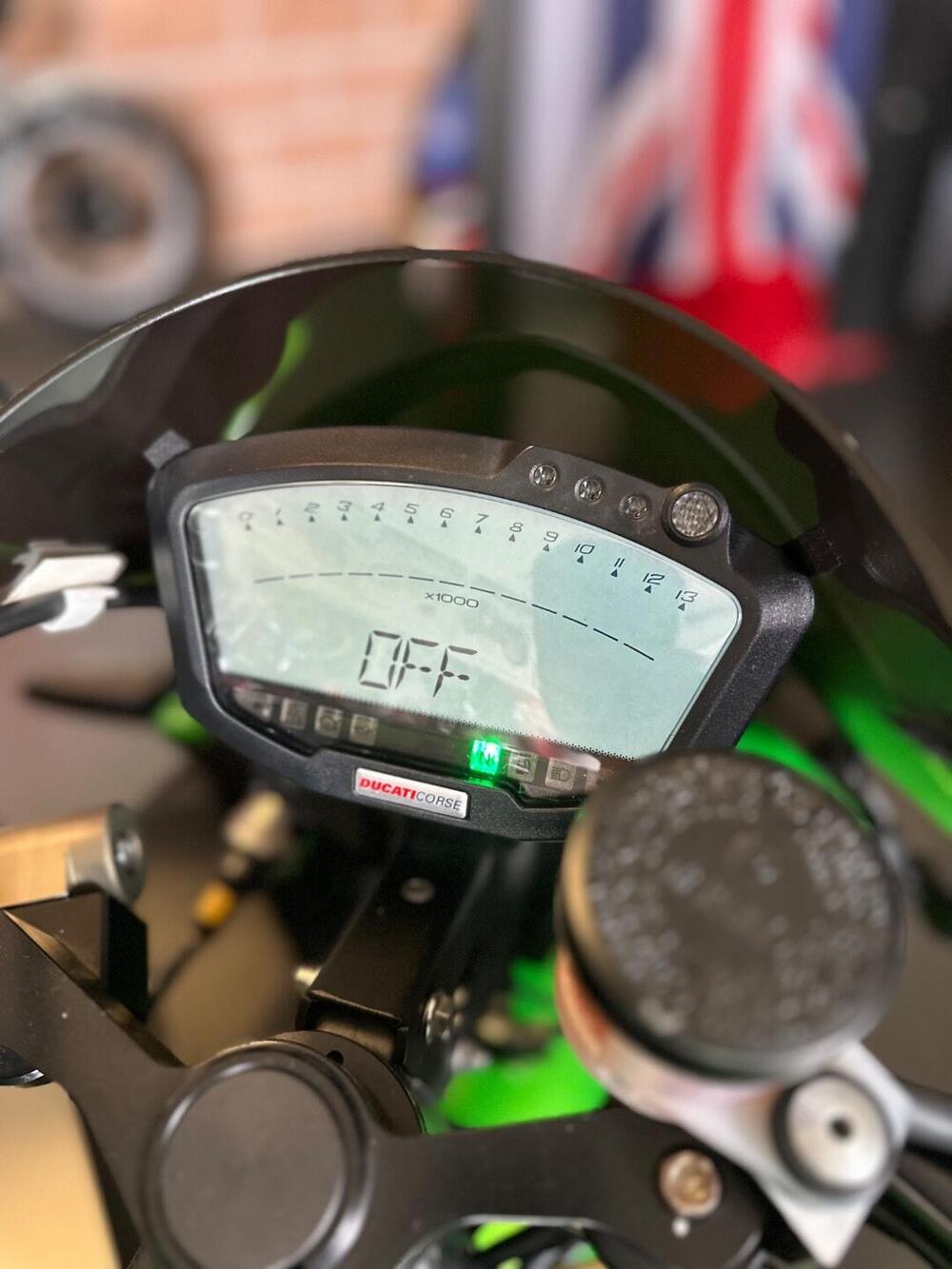 Vyrus 987 C3 4v (2013 - 20) (4)