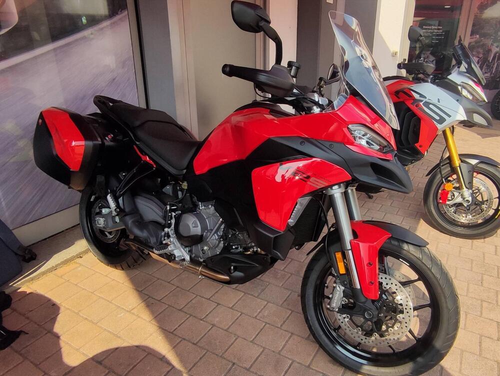 Ducati Multistrada V2 S (2025 - 26) (2)