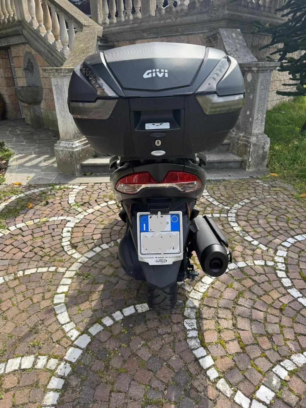 Suzuki Burgman 400 (2022 - 24) (5)