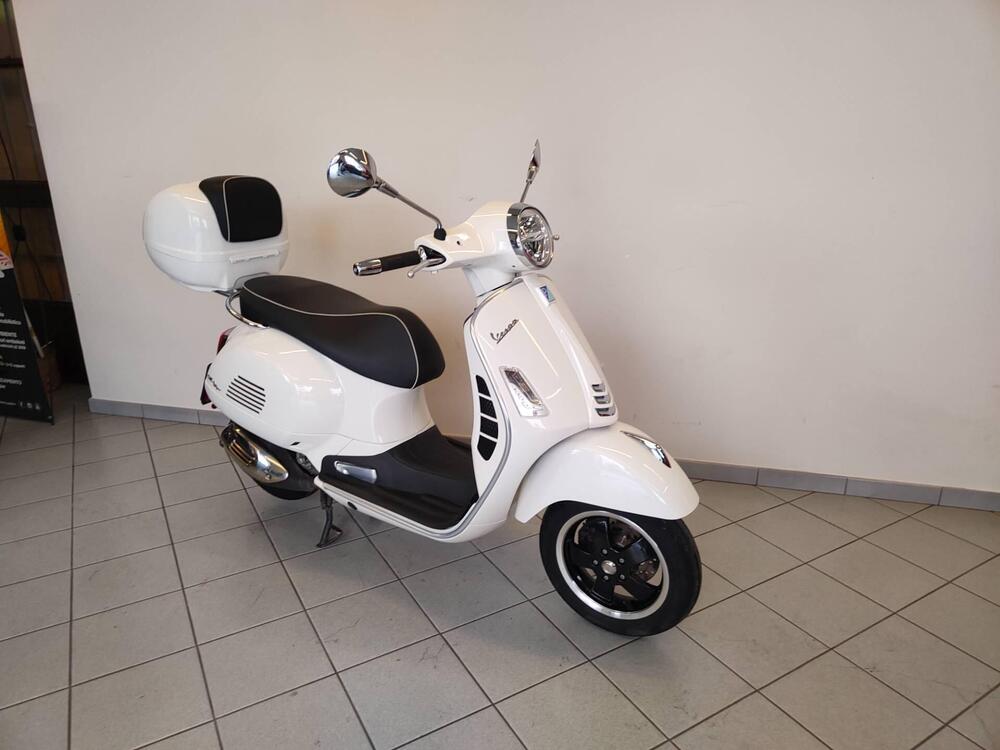 Vespa GTS 300 Super Hpe (2018 - 19)
