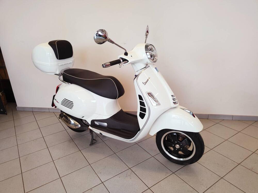 Vespa GTS 300 Super Hpe (2018 - 19) (11)