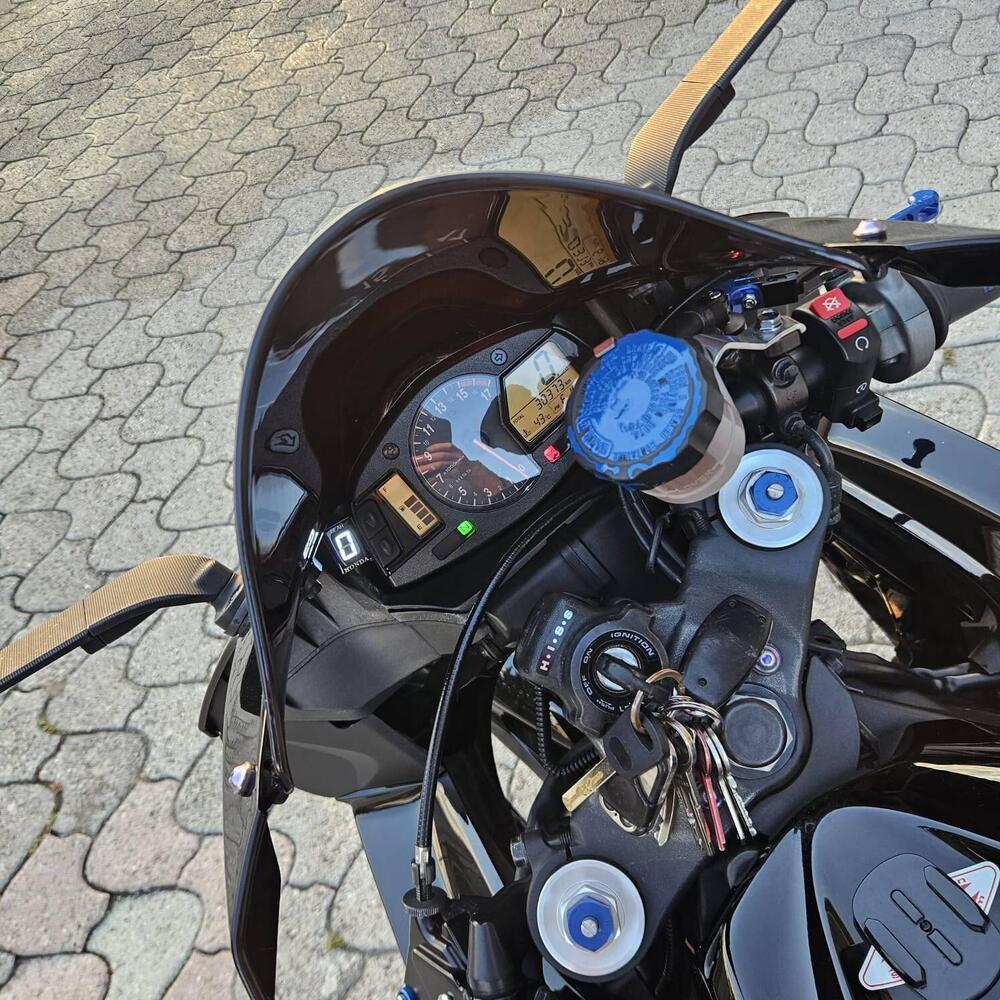 Honda CBR 600 RR (2009 - 12) (3)