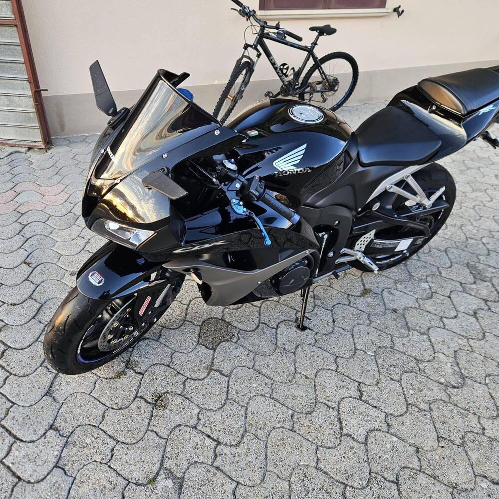 Honda CBR 600 RR (2009 - 12) (4)