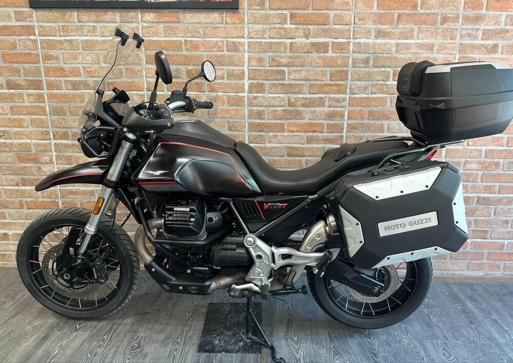 Moto Guzzi V85 TT (2021 - 23) (4)