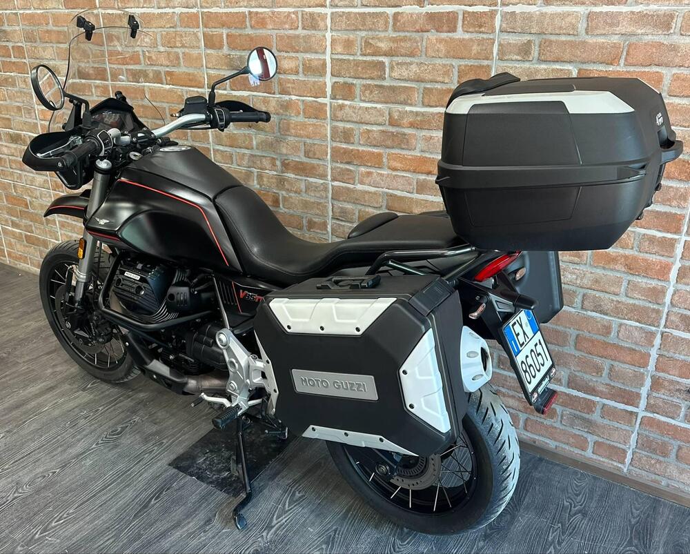 Moto Guzzi V85 TT (2021 - 23) (14)