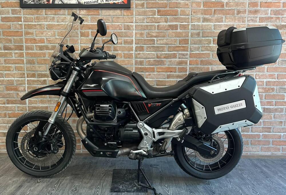 Moto Guzzi V85 TT (2021 - 23) (6)