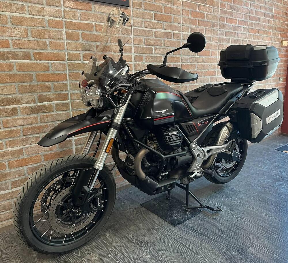 Moto Guzzi V85 TT (2021 - 23) (3)