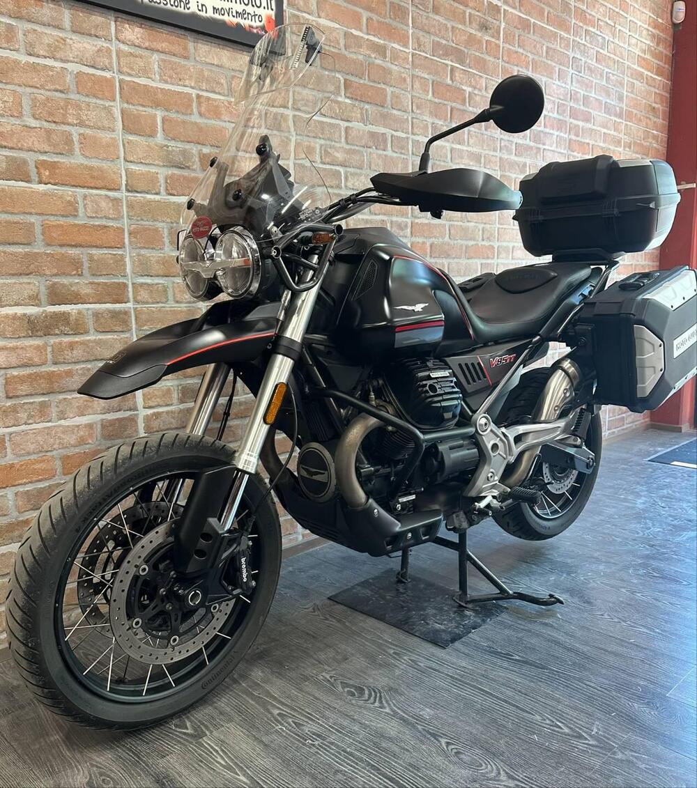 Moto Guzzi V85 TT (2021 - 23) (16)