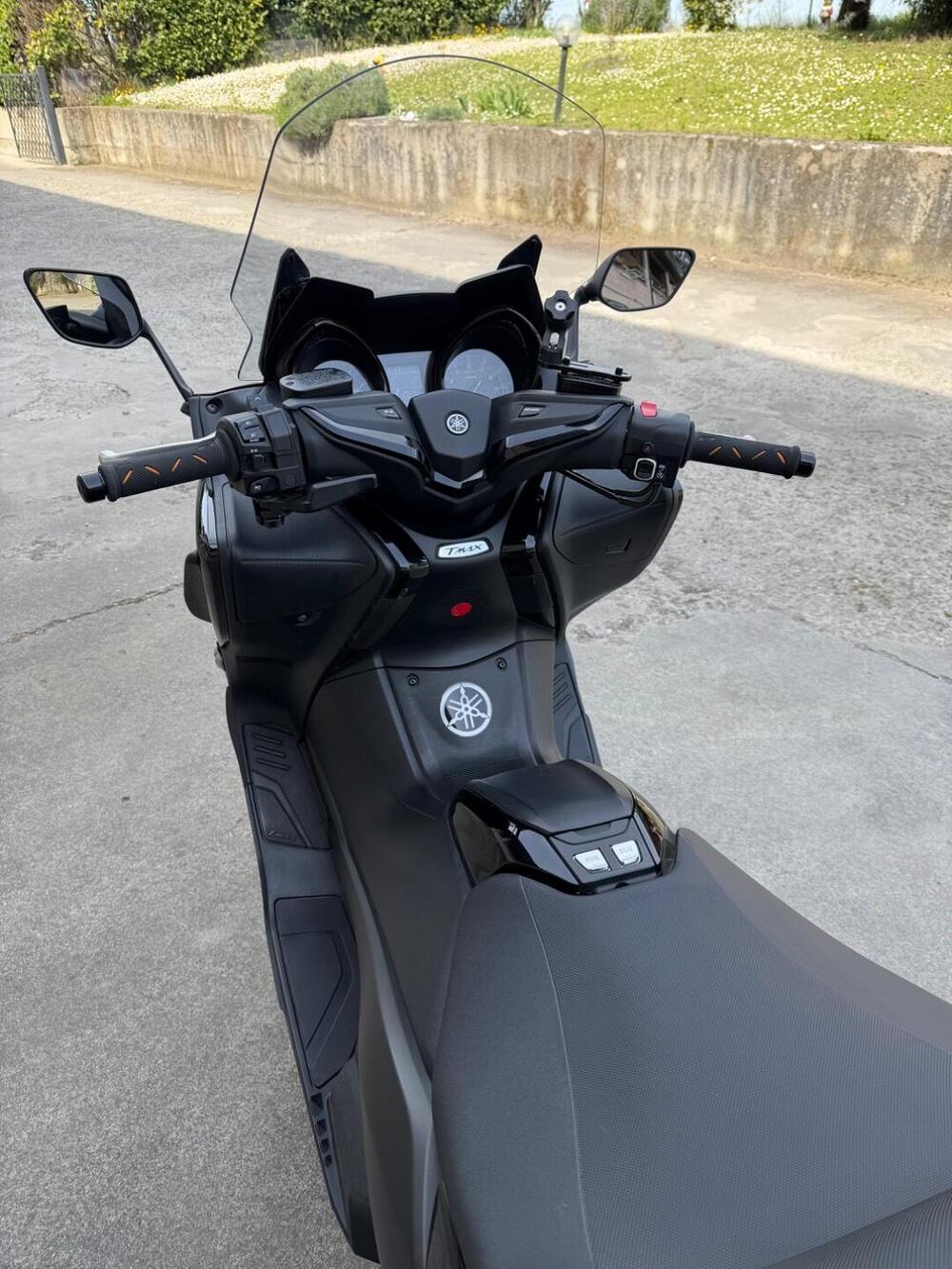 Yamaha T-Max 530 (2017 - 19) (2)