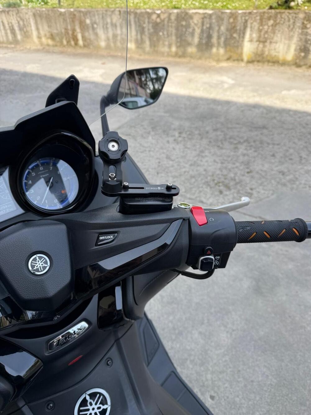 Yamaha T-Max 530 (2017 - 19) (3)