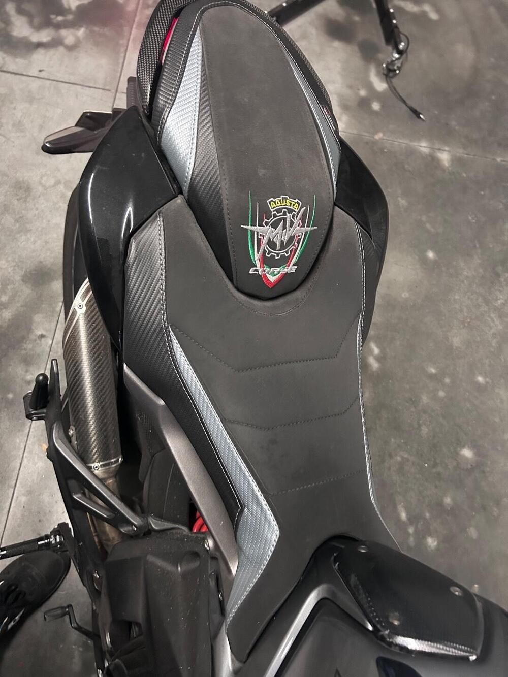 MV Agusta Brutale 800 RR (2021 - 25) (15)