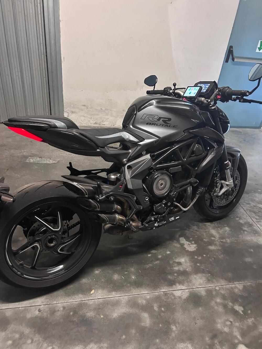 MV Agusta Brutale 800 RR (2021 - 25) (16)