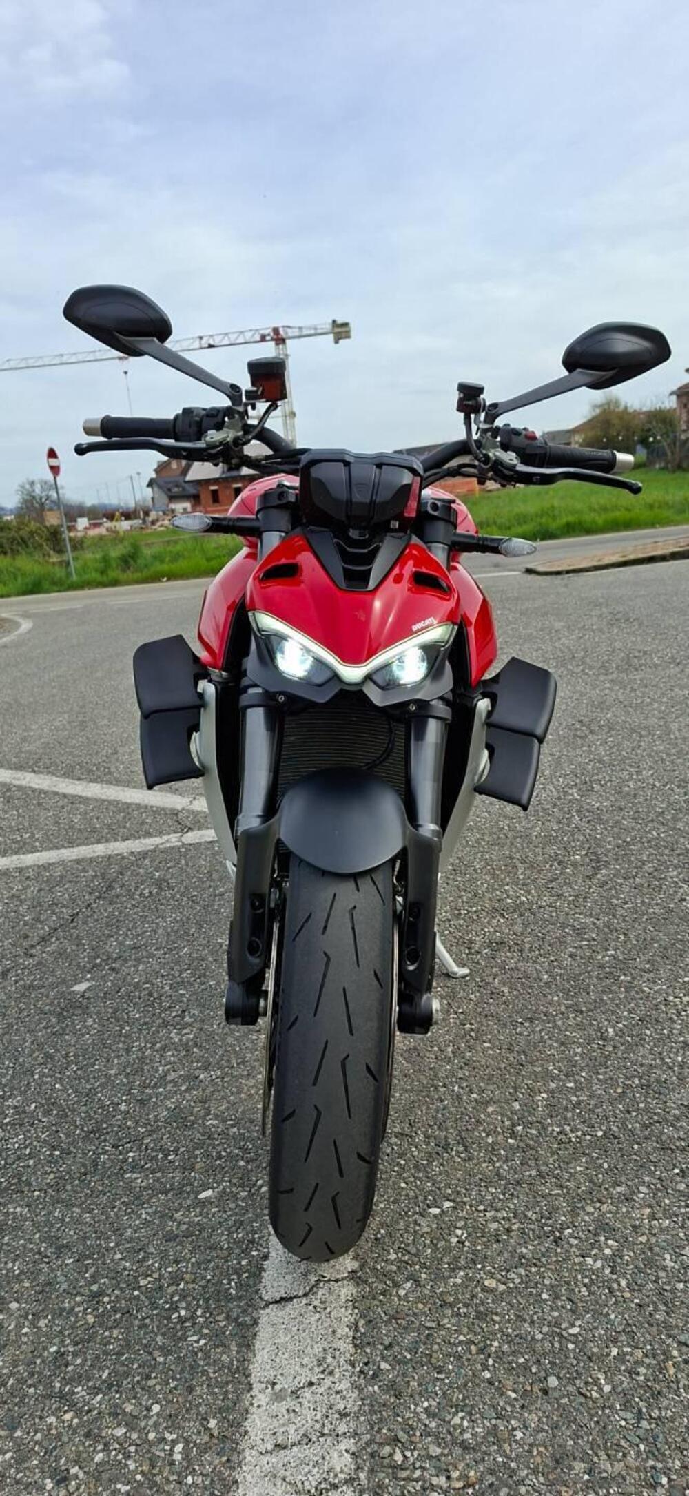 Ducati Streetfighter V4 1100 (2020) (3)