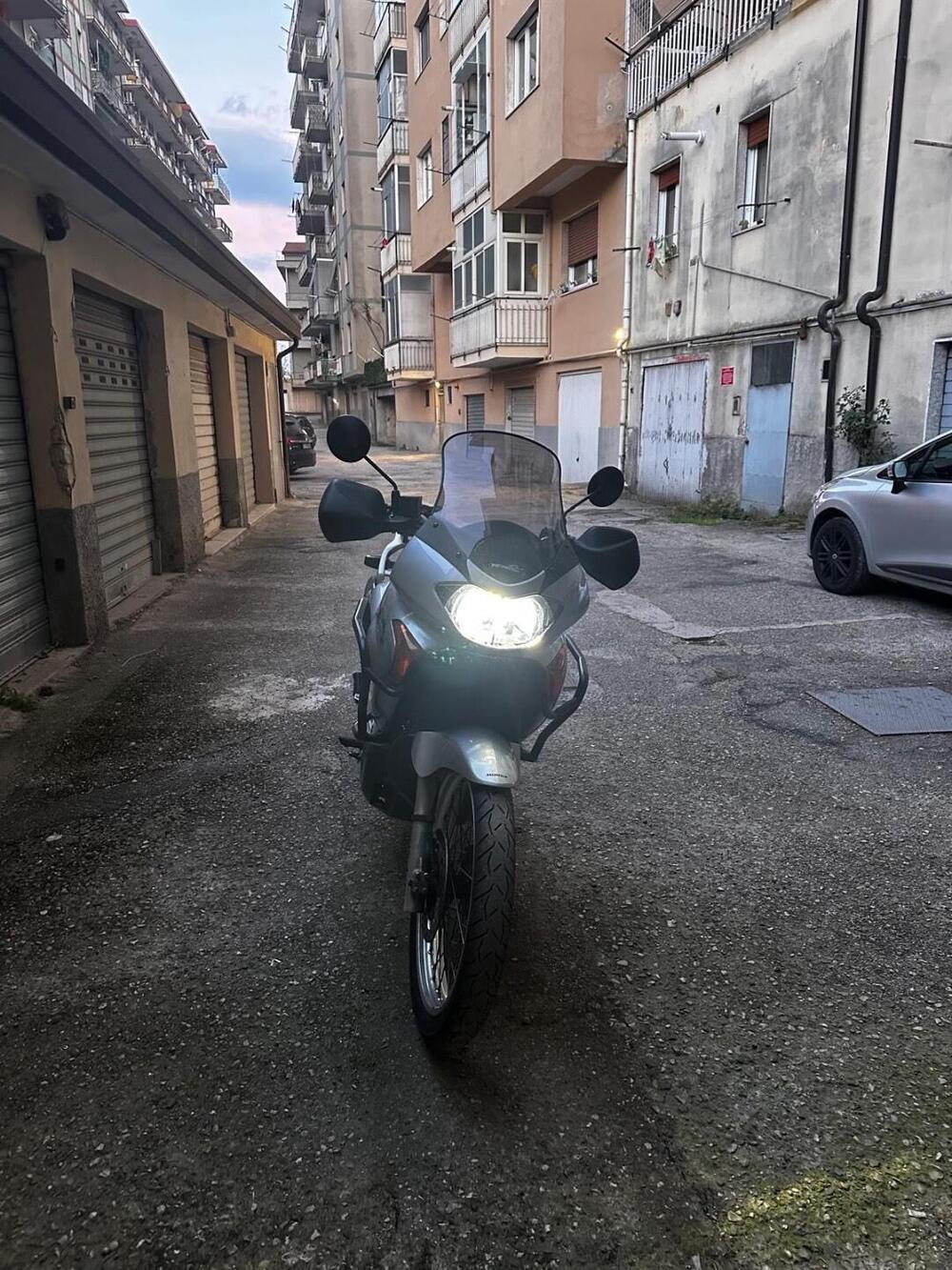 Honda Transalp XL 650V (2000 - 04) (9)