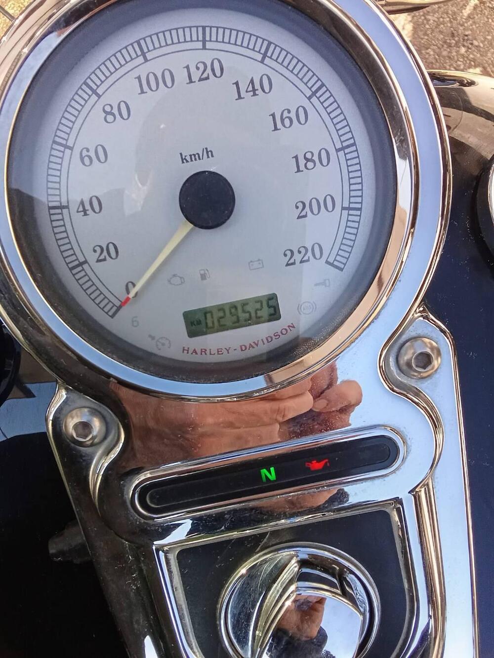 Harley-Davidson 1584 Super Glide Custom (2008 - 13) - FXDC (4)