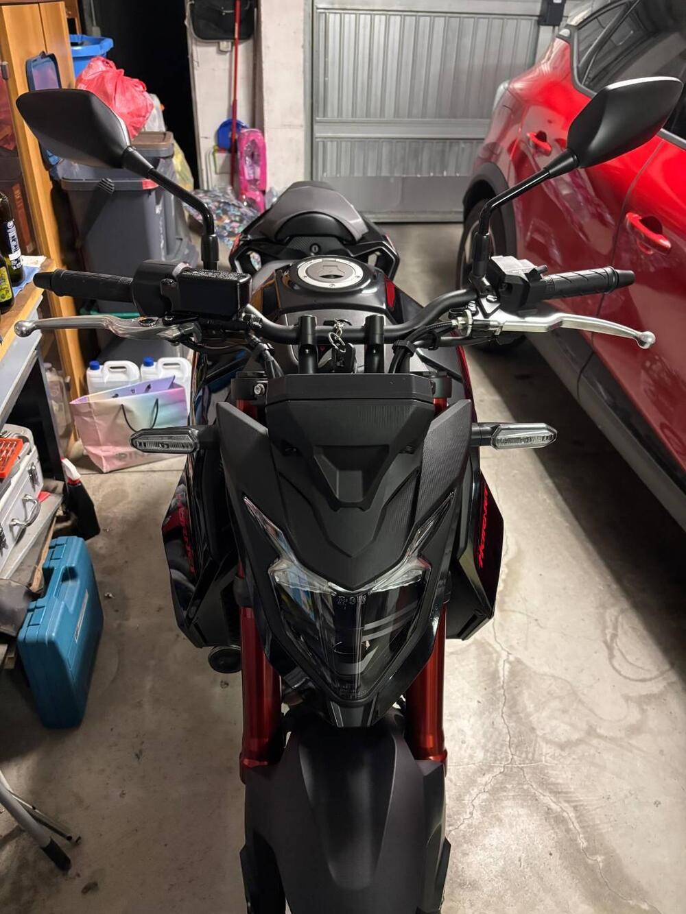 Honda CB 750 Hornet (2023 - 24) (6)