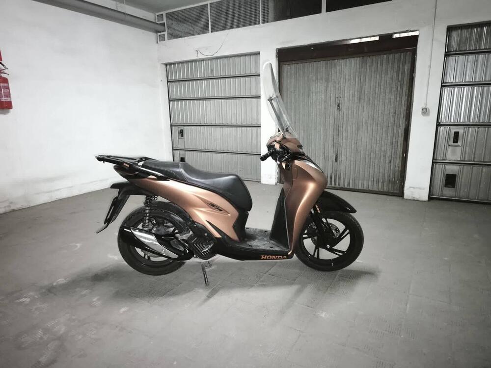 Honda SH 125i Sport (2022 - 23) (4)