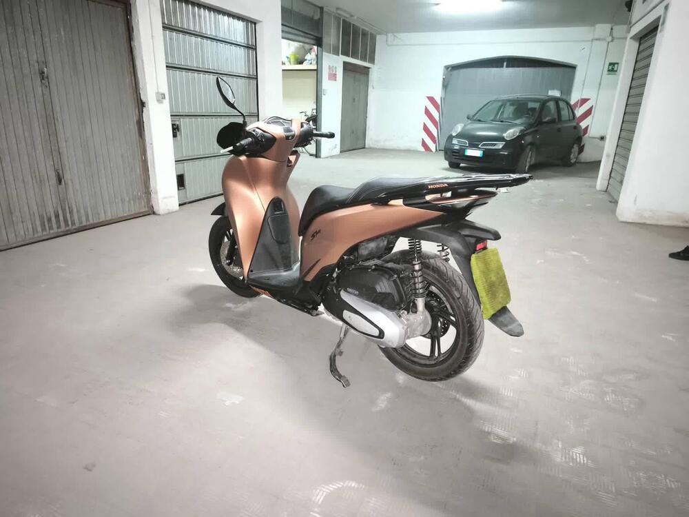 Honda SH 125i Sport (2022 - 23) (6)