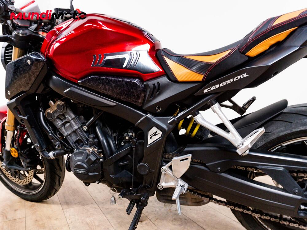 Honda CB 650 R (2024 - 25) (8)