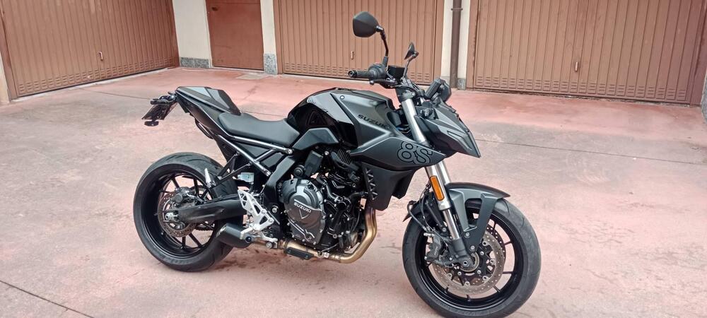 Suzuki GSX-8S (2023 - 24)