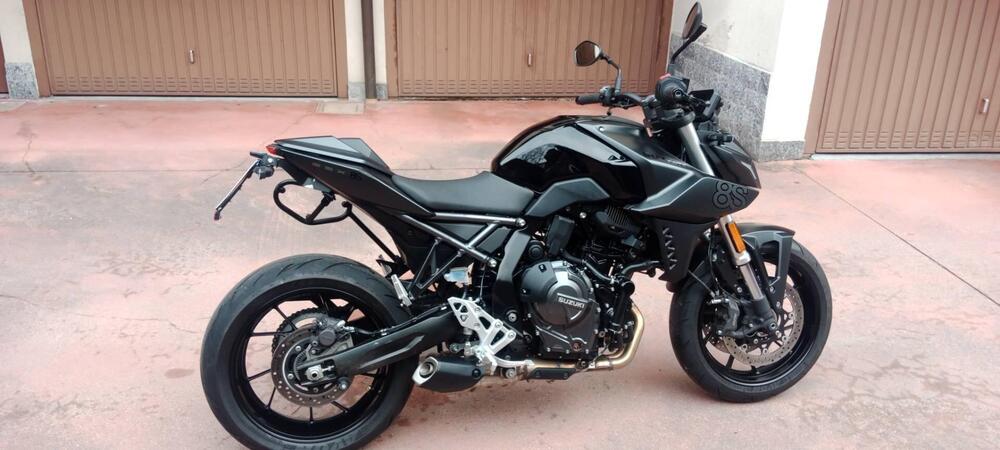 Suzuki GSX-8S (2023 - 24) (2)