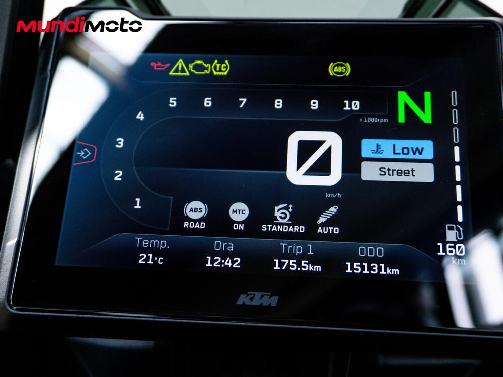 KTM 1290 Super Adventure S (2021) (12)