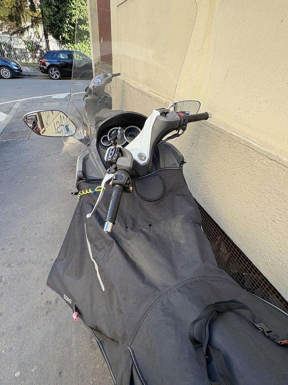 Sym Joymax 300 i (2012 - 16) (4)